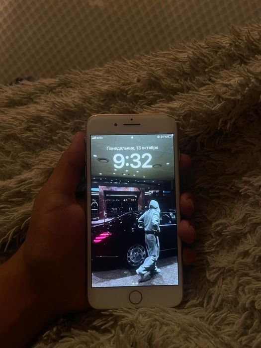 Срочная продажа  Iphone 8+
