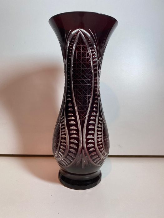 Vaze Vintage din Cristal Roșu Rubin; Obiecte Decor Vaze Suport Flori