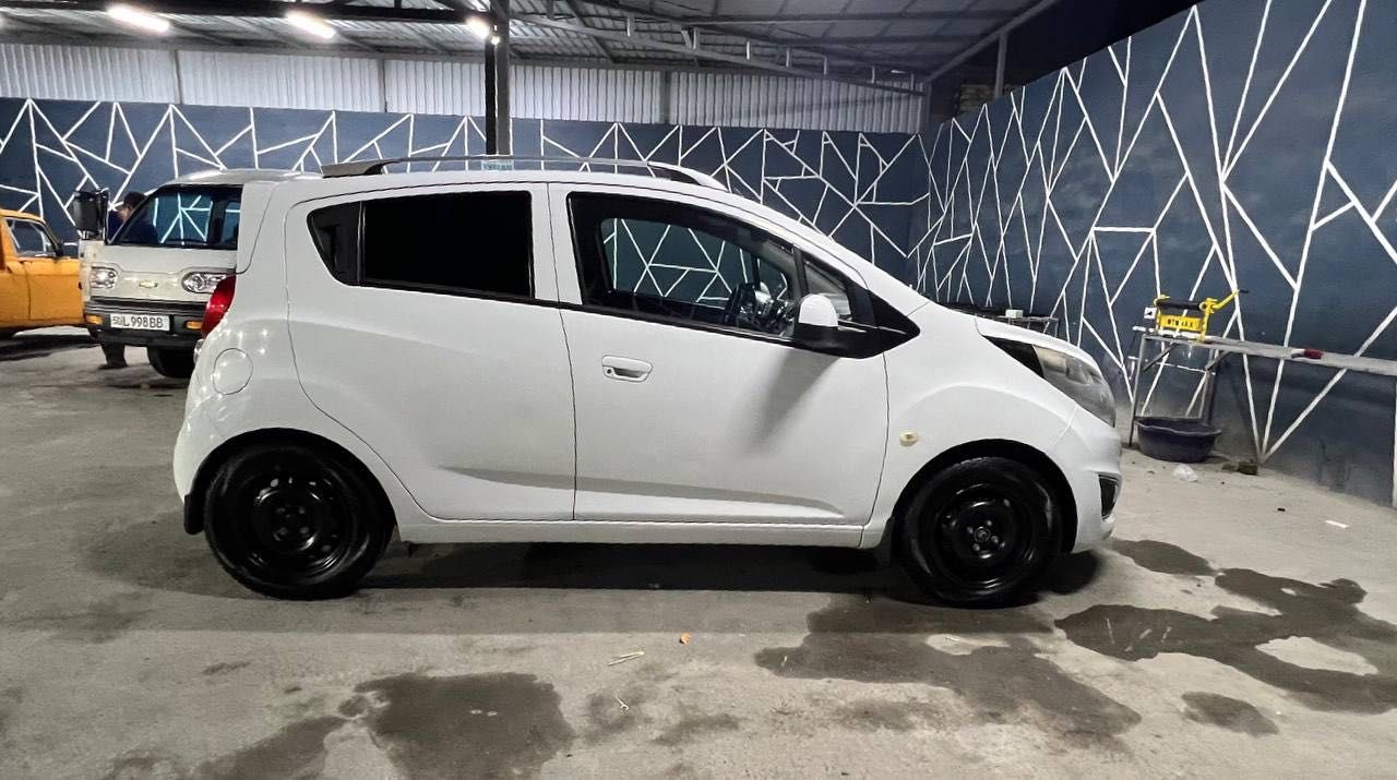 Spark 1,25 mator 2014 , xolati zo’r