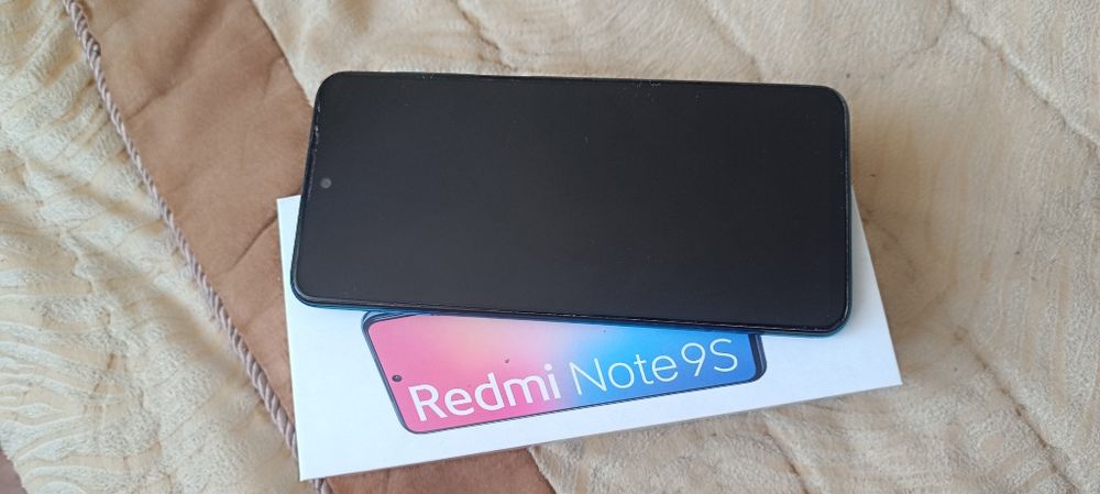 Продам Redmi Note 9s 4/64