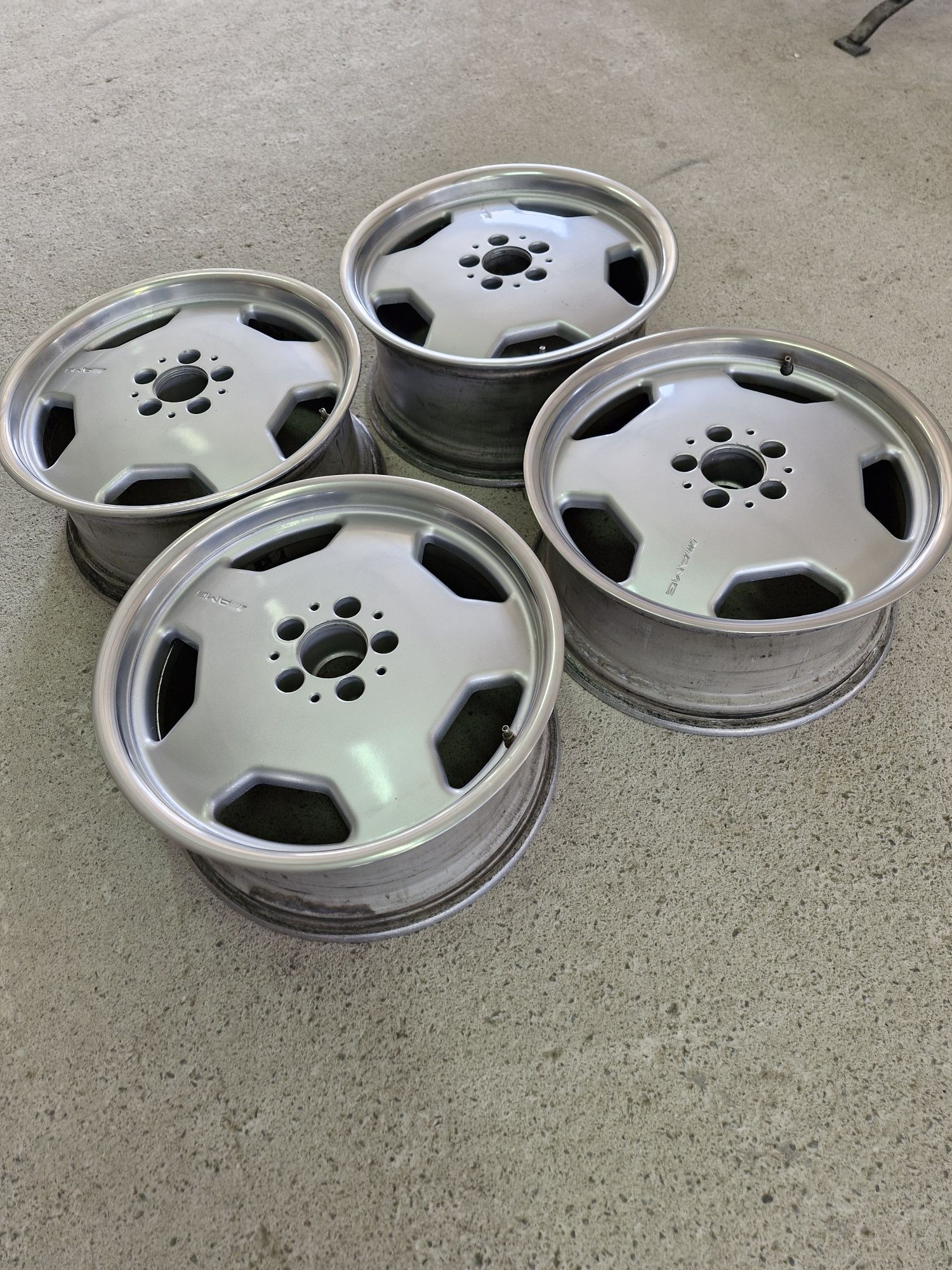Джанти Моноблок АМГ 18" оригинални Monoblock R129 SL