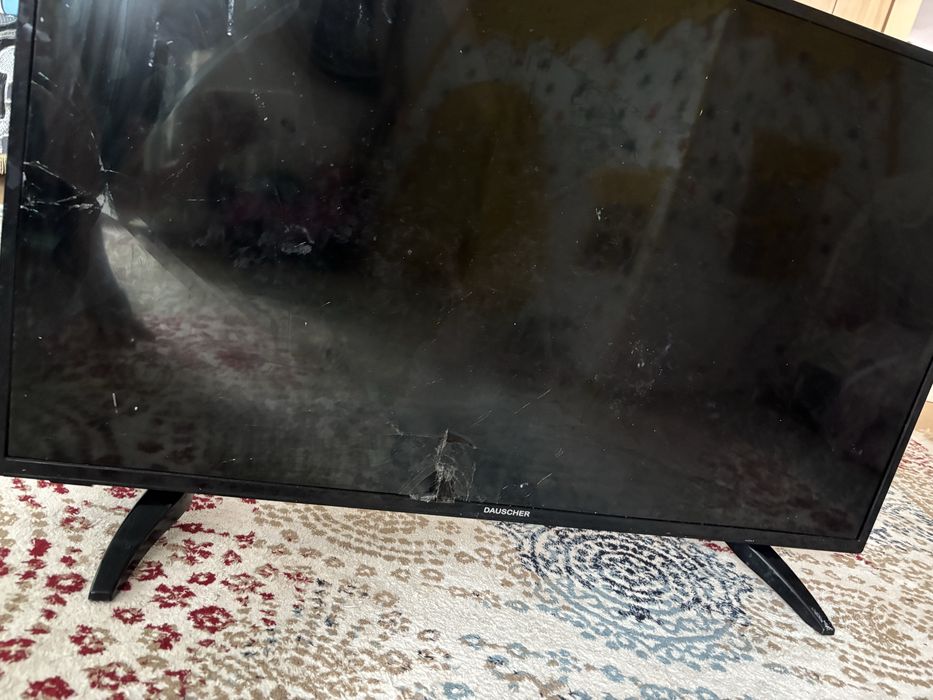 Телевизор сломанный