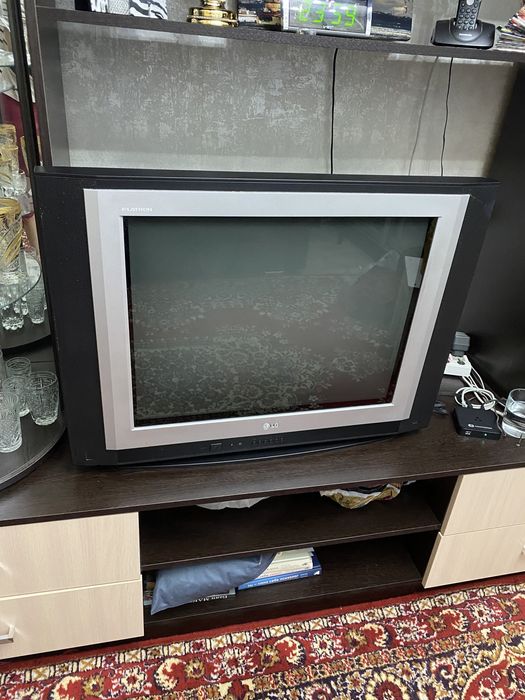 Телевизор