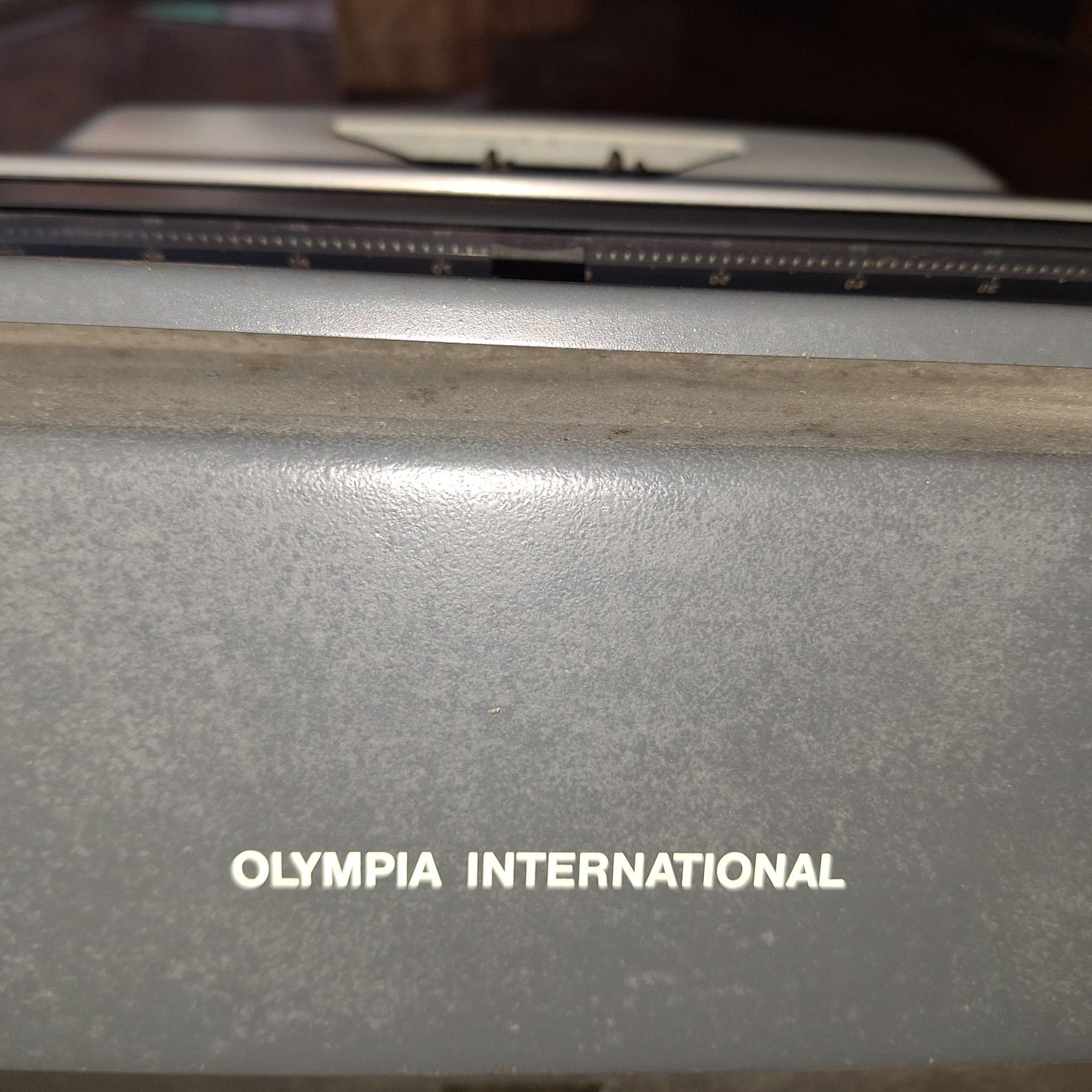 Masina de scris Olympia International!