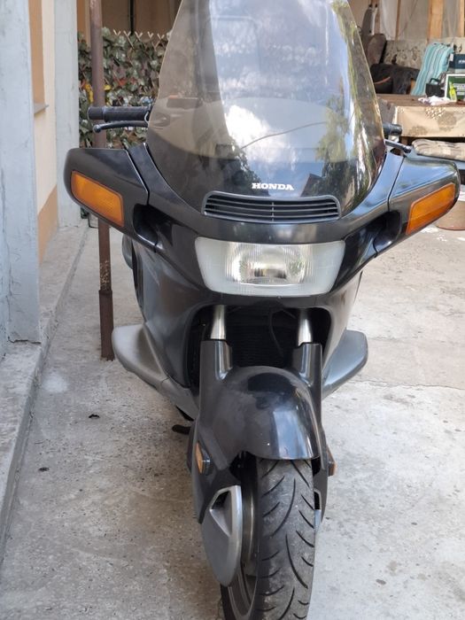 Honda PC800 Pacific Coast (nu Goldwing)