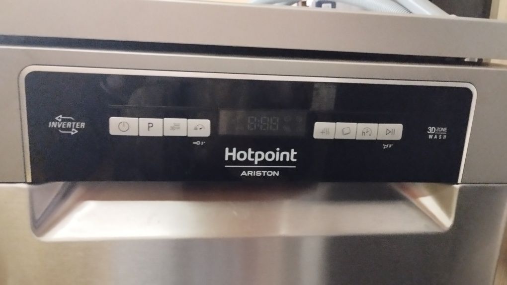 Съдомиялна Hotpoint