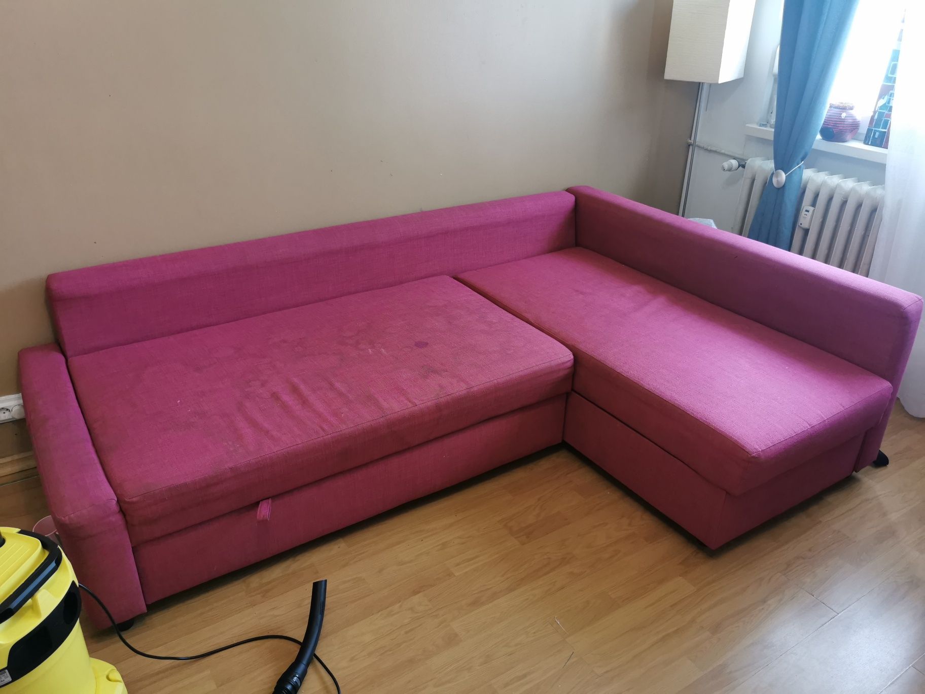 Canapea extensibila Ikea