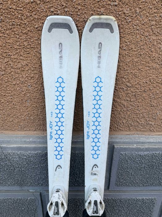 schi head light joy L143cm