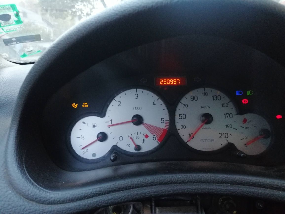 Peugeot 206 2.0 hdi 90hp пежо 206 2.0 хди 90 кс. За части.