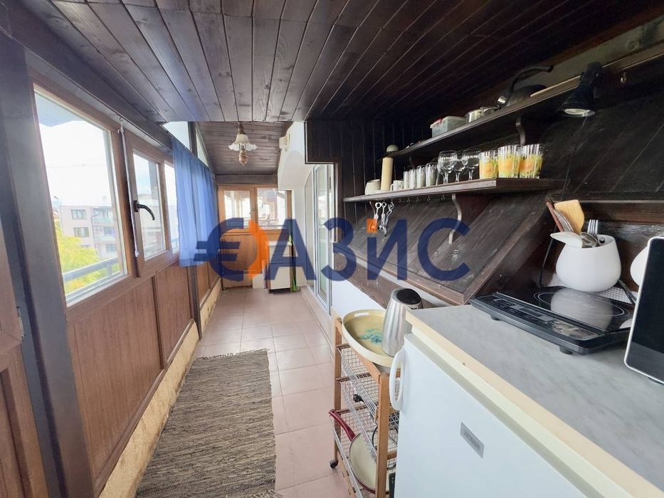Продава се Едностаен апартамент в Несебър - 55 кв.м за 1037 €/кв.м - Снимка #4