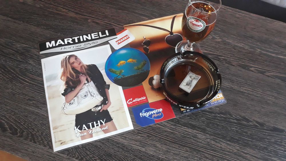 Страхотни подложки , лично и ръчно направени