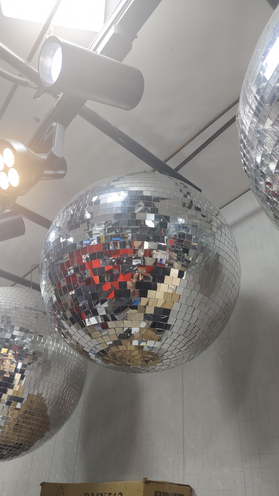 Disko shar sotuvda bor xitoyiki