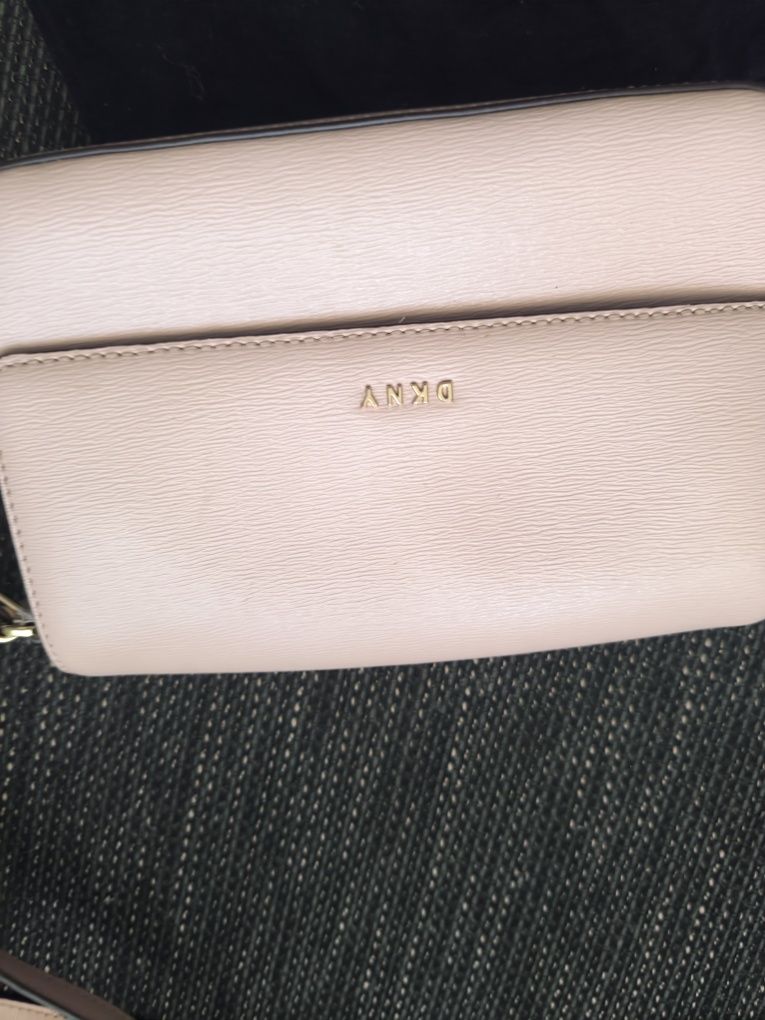 Geanta DKNY piele