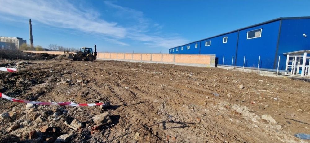 Inchiriez teren 3512mp intravilan DN3 Pantelimon Str Plantelor