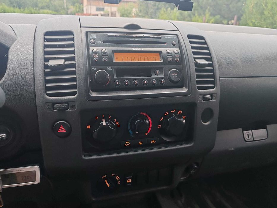 NISSAN NAVARA D40, 2.5 dci / 165.000 km