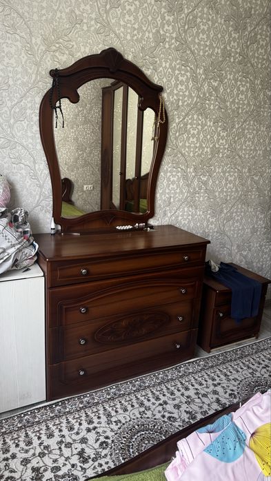 Спальний Гарнитур В Хорошем Состояний