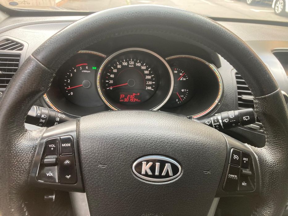 Kia Sorento 4x4 automată