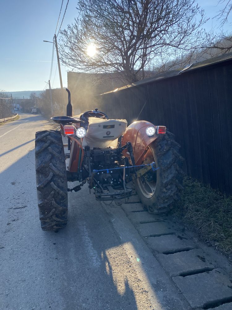 Tractor Fiat 411