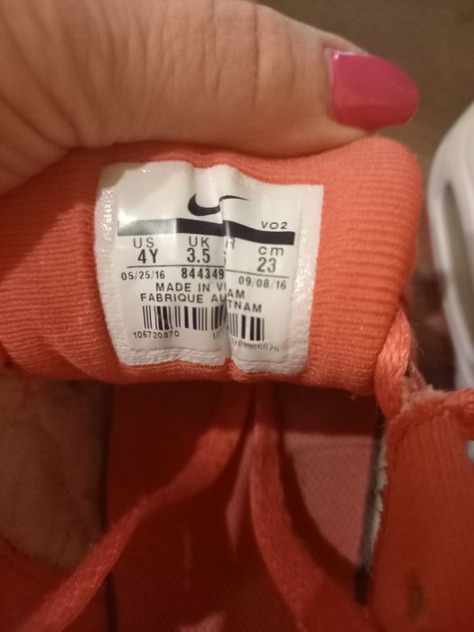 Дамски маратонки Nike