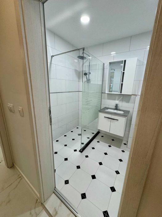 Дава се под наем Тристаен апартамент в Пловдив, Христо Смирненски - 106 кв.м за 930 € - Снимка #12