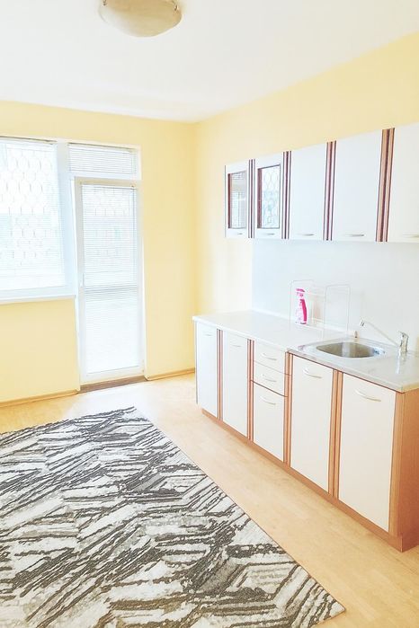 Дава се под наем Двустаен апартамент в Пловдив, Каменица 1 - 70 кв.м за 342 € - Снимка #1