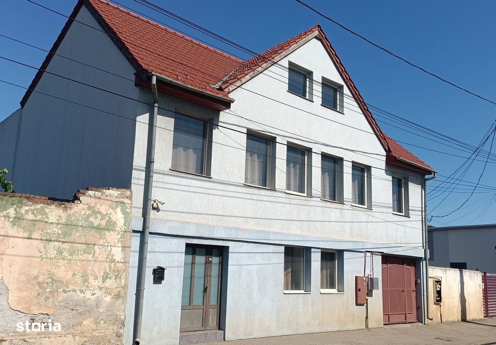 Clădire cu 3 birouri de vânzare – Arad, str. Kogălniceanu
