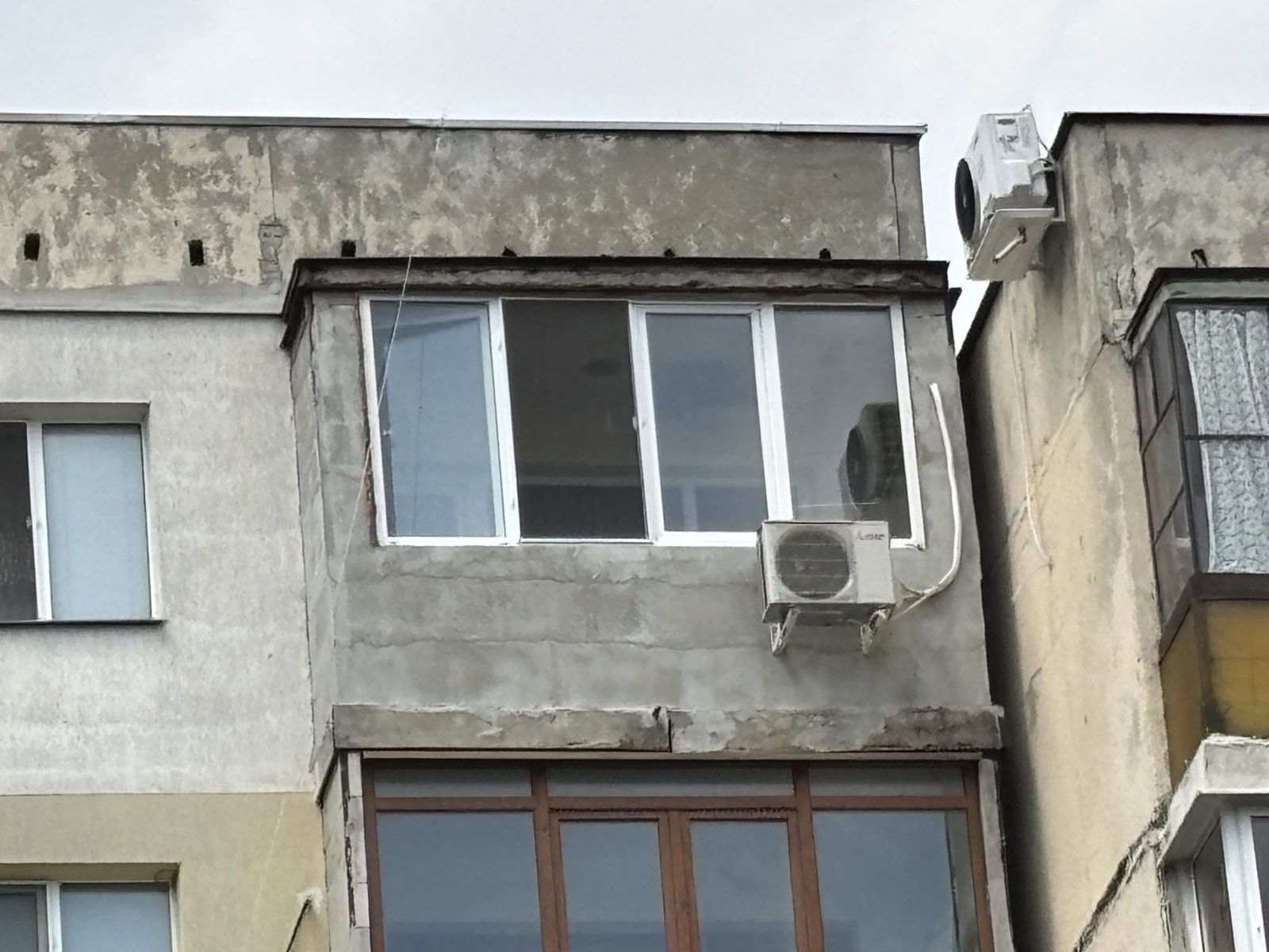 Продава се двустаен апартамент 64кв.м