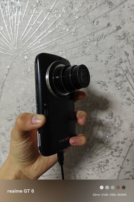 Samsung K Zoom/Самсунг К Зум