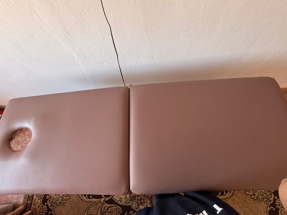 Продам кушетку для массажа