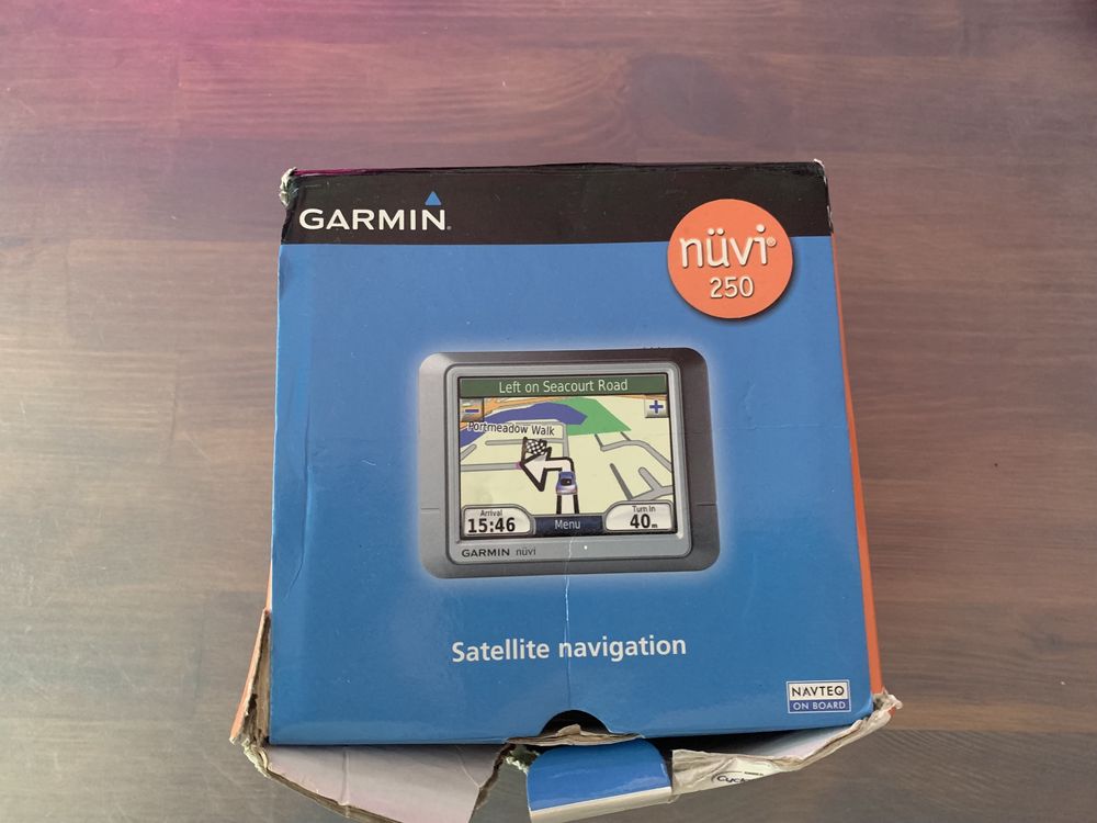 Навигация Garmin Nuvi 250