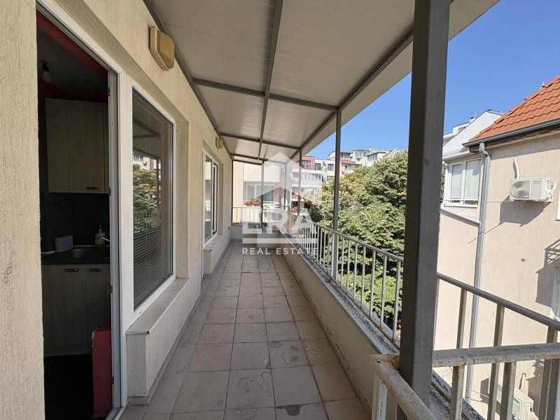 Продава се Тристаен апартамент в Варна, Базар Левски - 99 кв.м за 2324 €/кв.м - Снимка #7