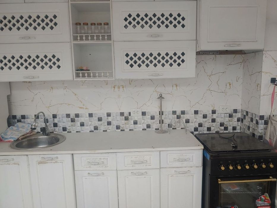 Арзон ховли сотилади