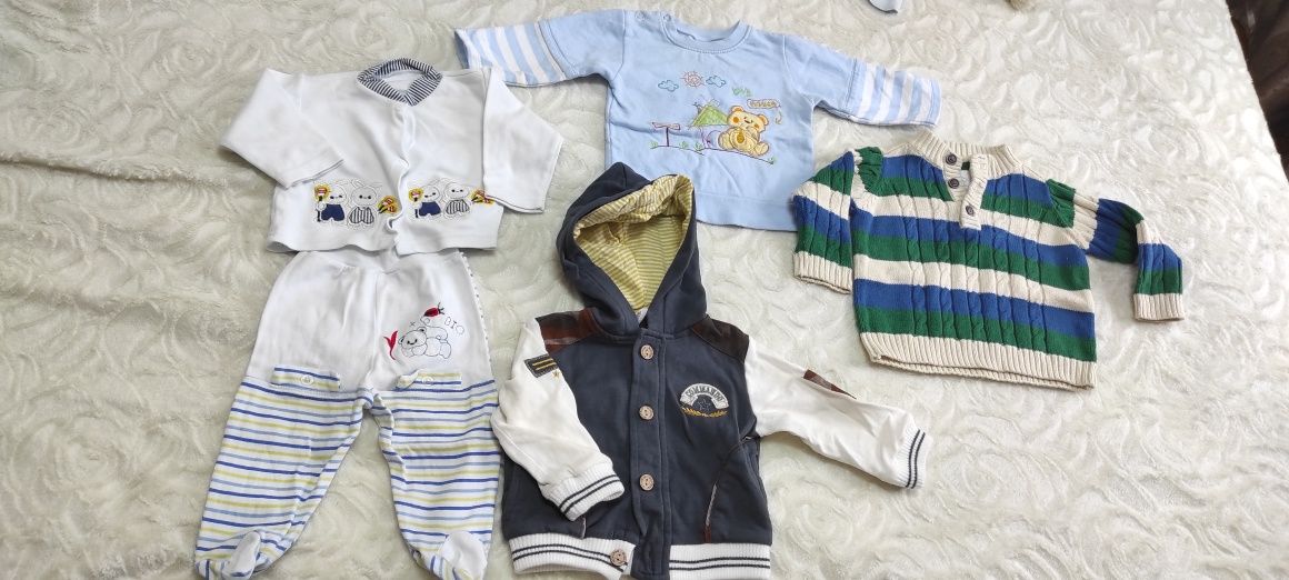 Одежда на мальчика 6-9 месяцев