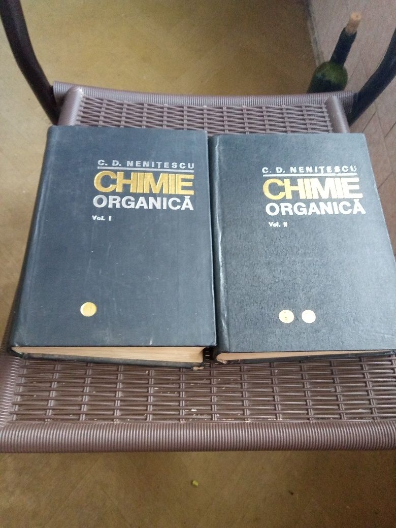 Carte Chimia Organica Volum 1 si Volum 2  , perioada ceausista