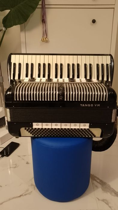 Vand acordeon hohner 120 b