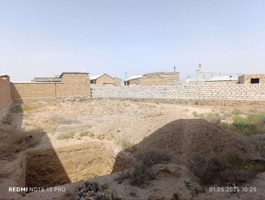 6 sotix Hovli Sotiladi