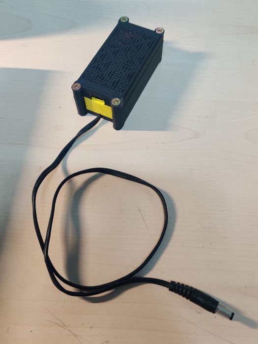 UPS - uri 12 volti / 3 Ah max