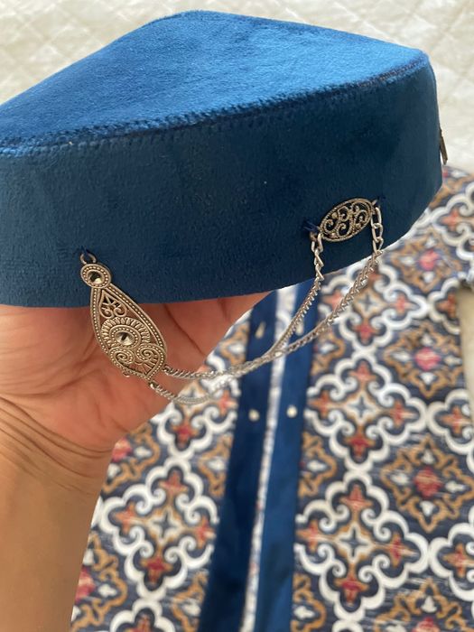 Чапан и такия на девочку 7-10 лет