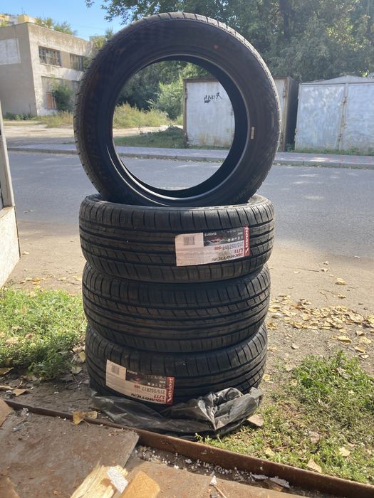 Продам резину ROADX