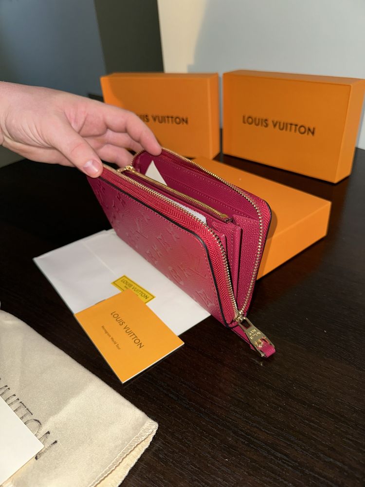 Portofel Louis Vuitton Visiniu/Rosu Full Box