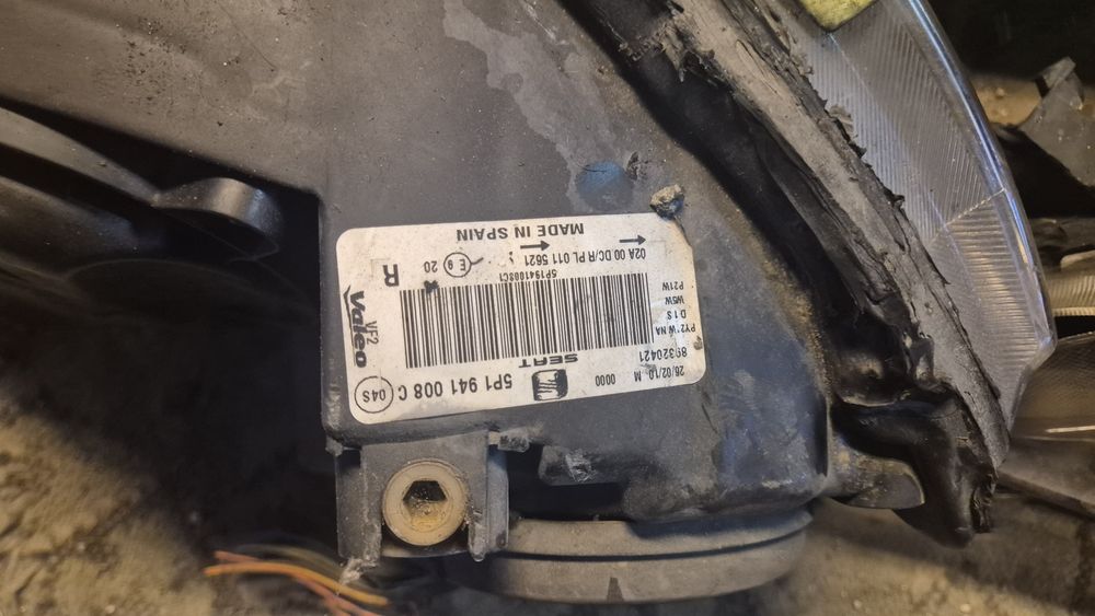 Оригинални Ксенонови Фарове за Сеат Леон 1P,Алтеа,Алтеа ХЛ 2005 .2012г