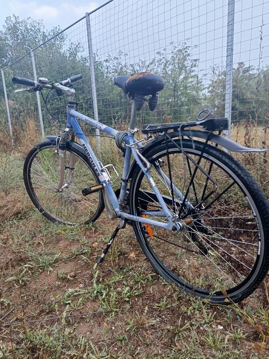 Vând 3 biciclete la preț de una