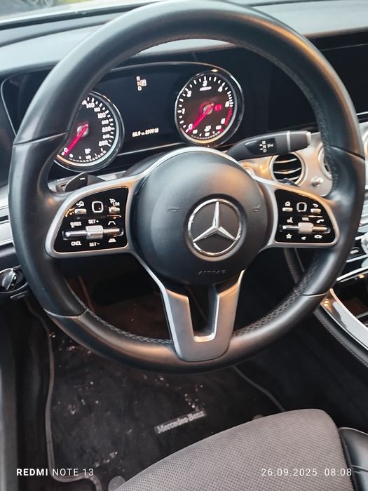 Mercedes E Class. Istoric service, foarte multe dotari