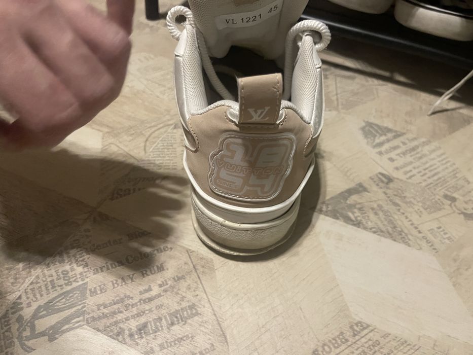 Lv skate nr 45 purtati foarte putini