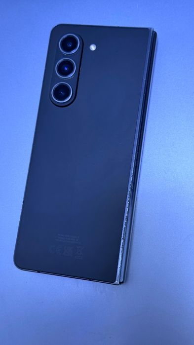 Samsung Z Fold 5