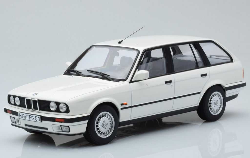 Macheta BMW Seria 3 Touring E30 Break alb - Norev 1/18