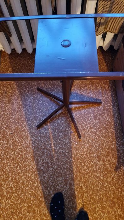 Продаётся ТВ подставка