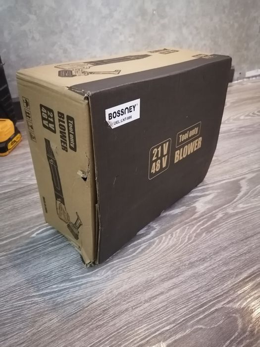 Воздуходувка Blower для уборки листьев и пыли