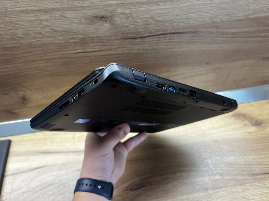 Лаптоп Acer Aspire ES1-132 Series SSD 32GB+ HDD 500GB