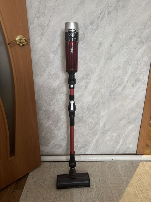 Продам безпроводной пылесос